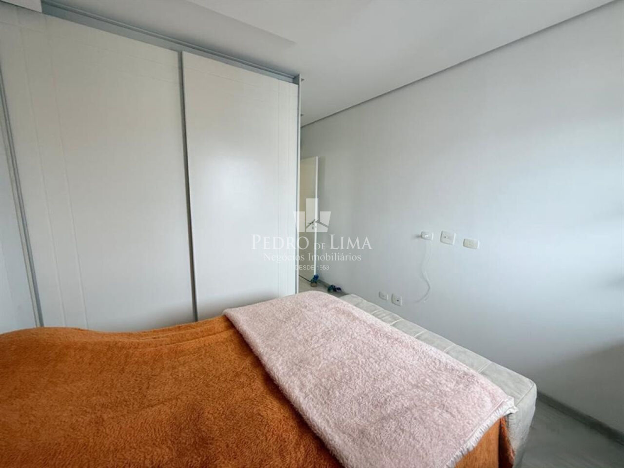 Apartamento Condomínio San Remo 268m², Tatuapé, 4 suítes e 4 vagas 