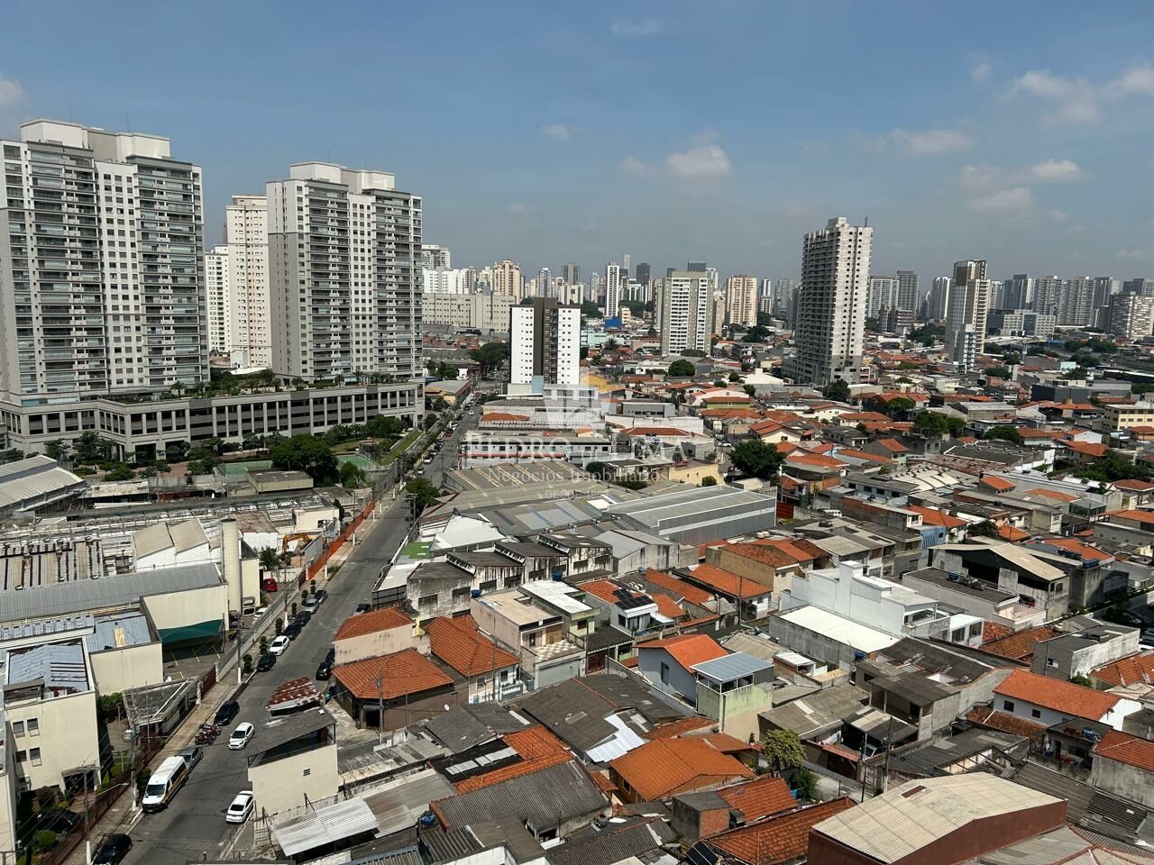 Apartamento 2 quartos 1 suíte, 1 vaga - Condomínio Edifício Villa Califórnia - Carrão 