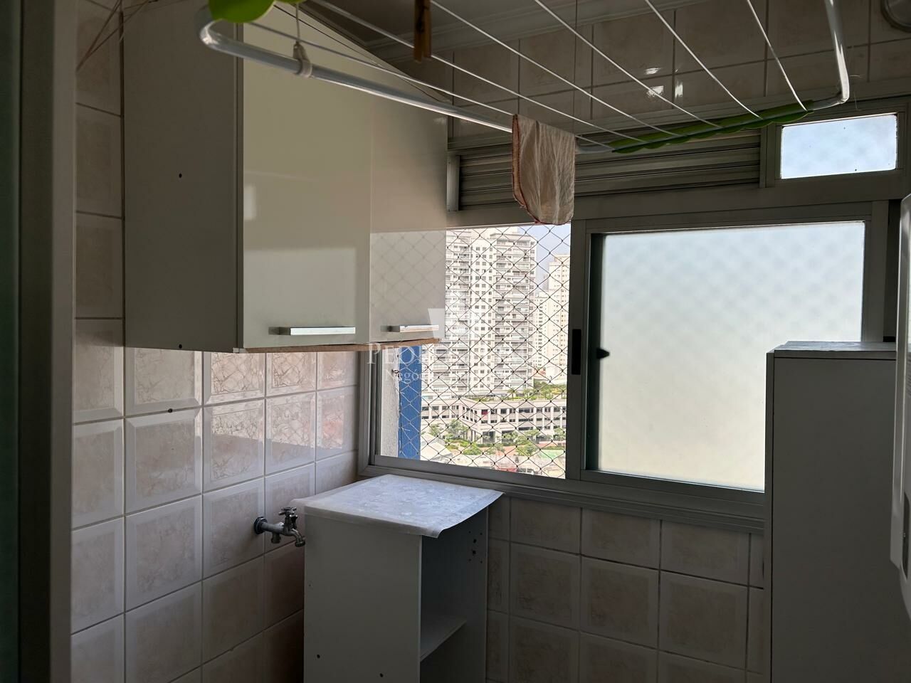 Apartamento 2 quartos 1 suíte, 1 vaga - Condomínio Edifício Villa Califórnia - Carrão 