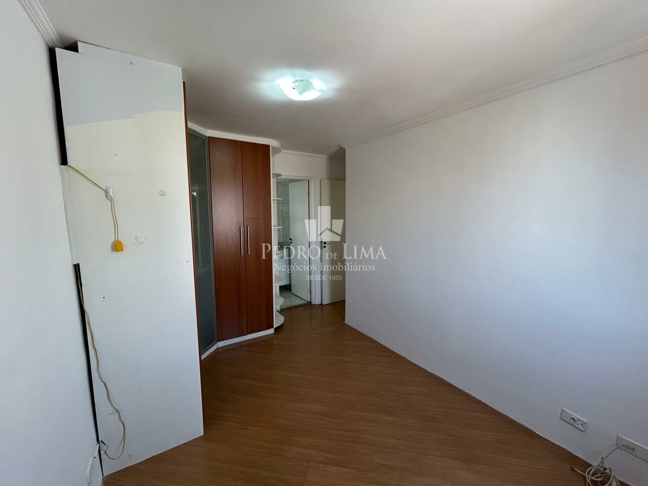 Apartamento 2 quartos 1 suíte, 1 vaga - Condomínio Edifício Villa Califórnia - Carrão 