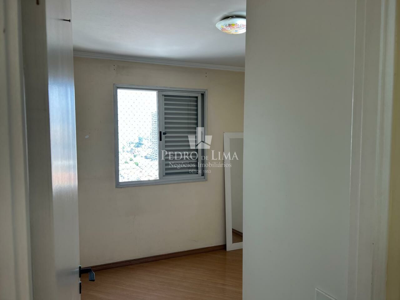 Apartamento 2 quartos 1 suíte, 1 vaga - Condomínio Edifício Villa Califórnia - Carrão 