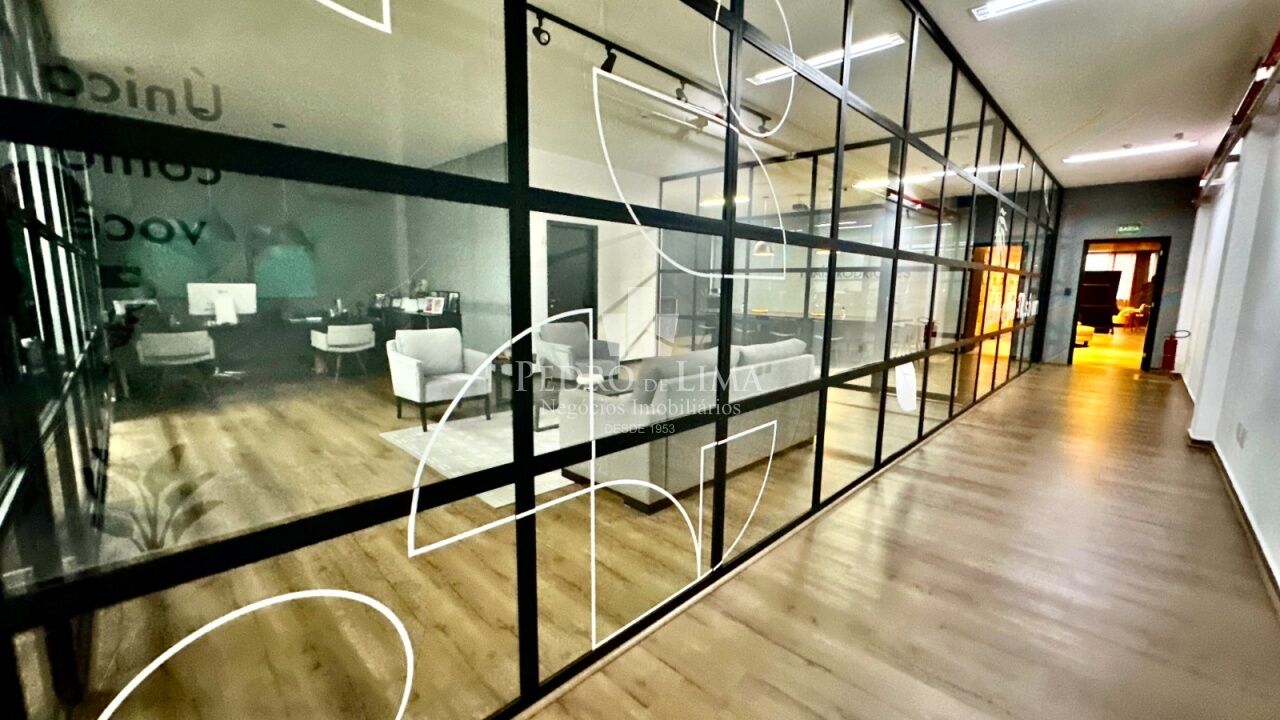 Prédio comercial para venda em região valorizada da Mooca, exclusivo para investidores !