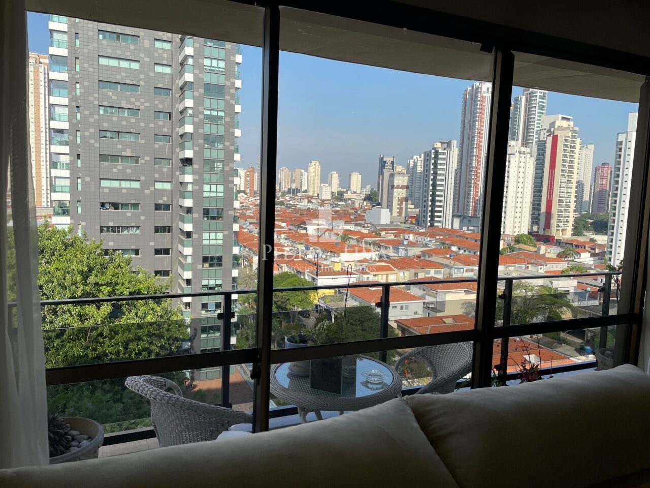 Condomínio Itaparica. Apartamento de 180m². 3 dormitórios (1 suíte) 3 vagas