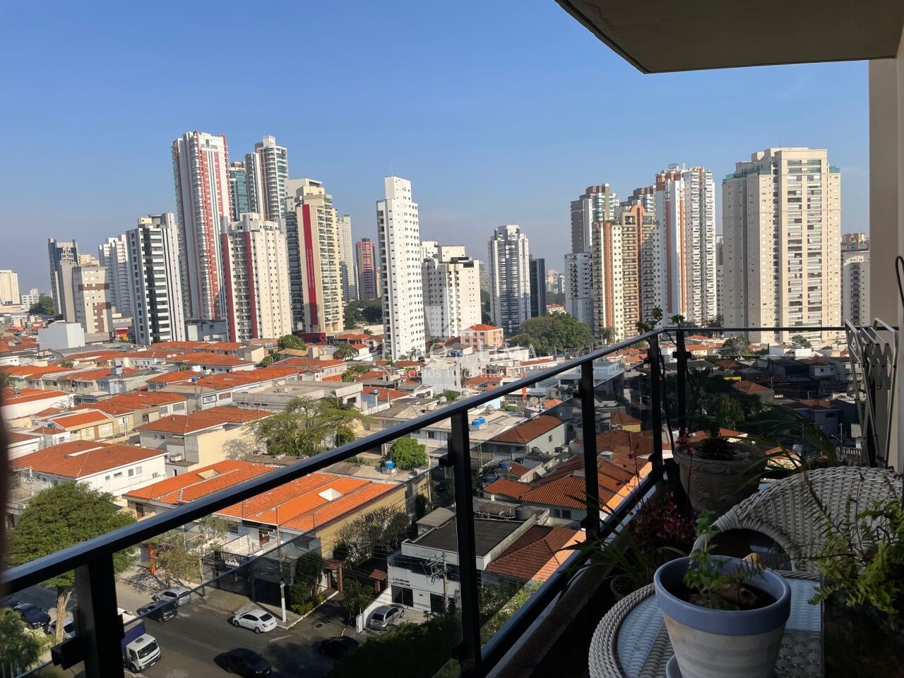 Condomínio Itaparica. Apartamento de 180m². 3 dormitórios (1 suíte) 3 vagas