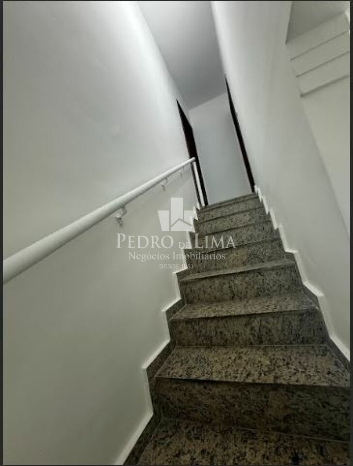 Sobrado em Condomínio 2 suítes e 1 vaga na Cidade Líder.
