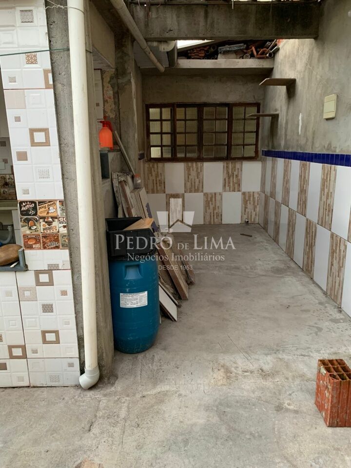 Casa Térrea de 90 m²  3 quartos, 6 vagas - Cidade Lider