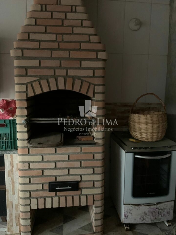 Casa Térrea de 90 m²  3 quartos, 6 vagas - Cidade Lider