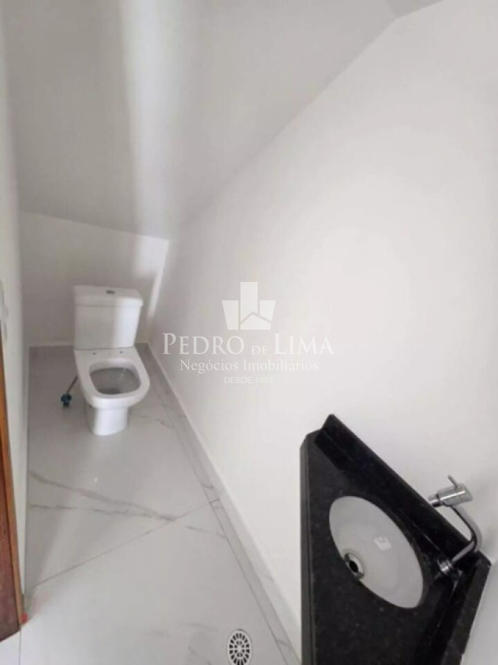 Sobrado frontal novo, na Vila Carrão, 3 suítes, 2 vagas, área de 120 m²