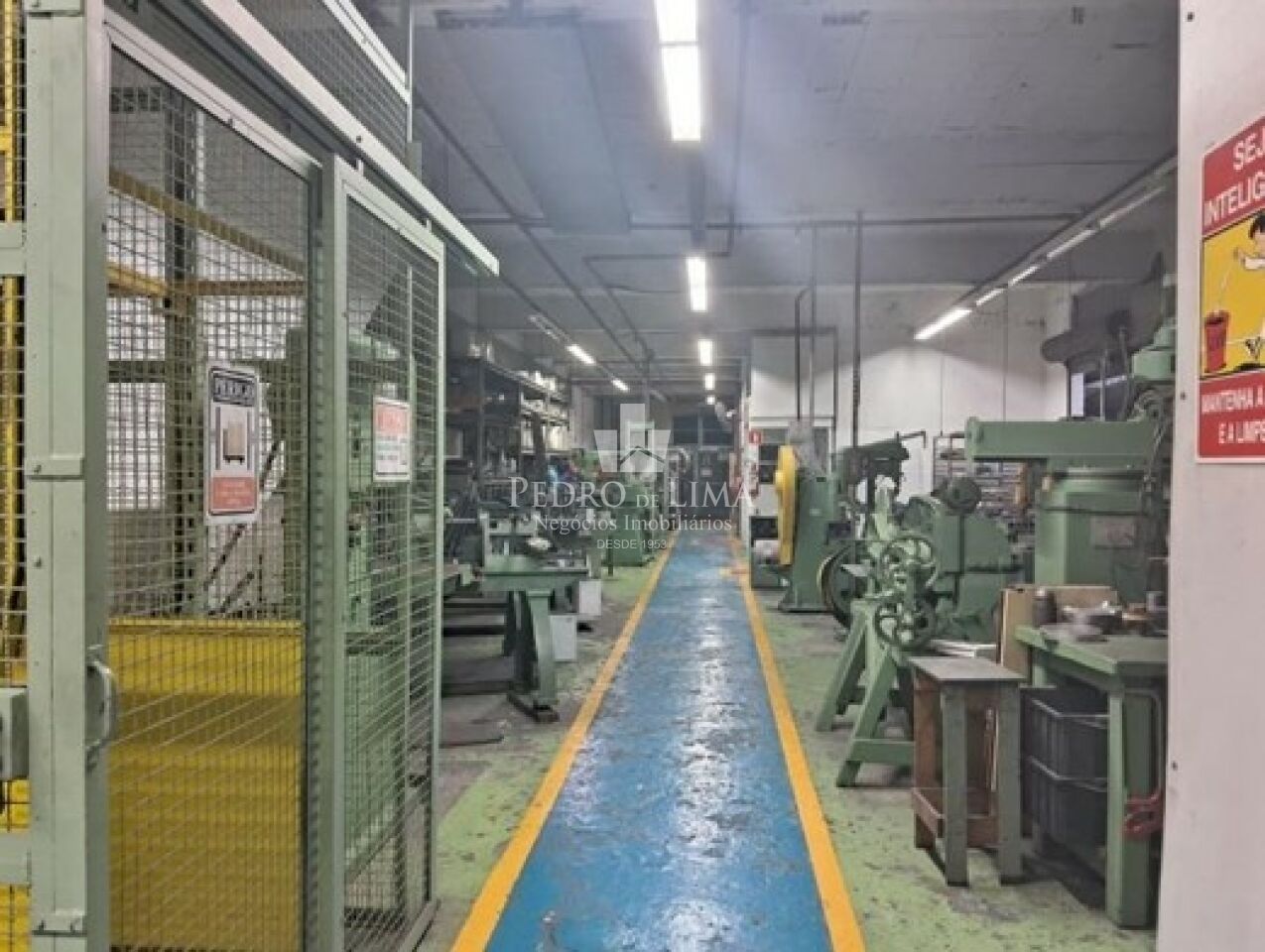 Galpão Industrial de 4 pavimentos com 1338m², em terreno de 10 X 50 na Vl Prudente