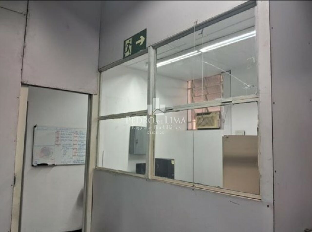 imagem do imovel Galpão Industrial de 4 pavimentos com 1338m², em terreno de 10 X 50 na Vl Prudente ref: TP29435