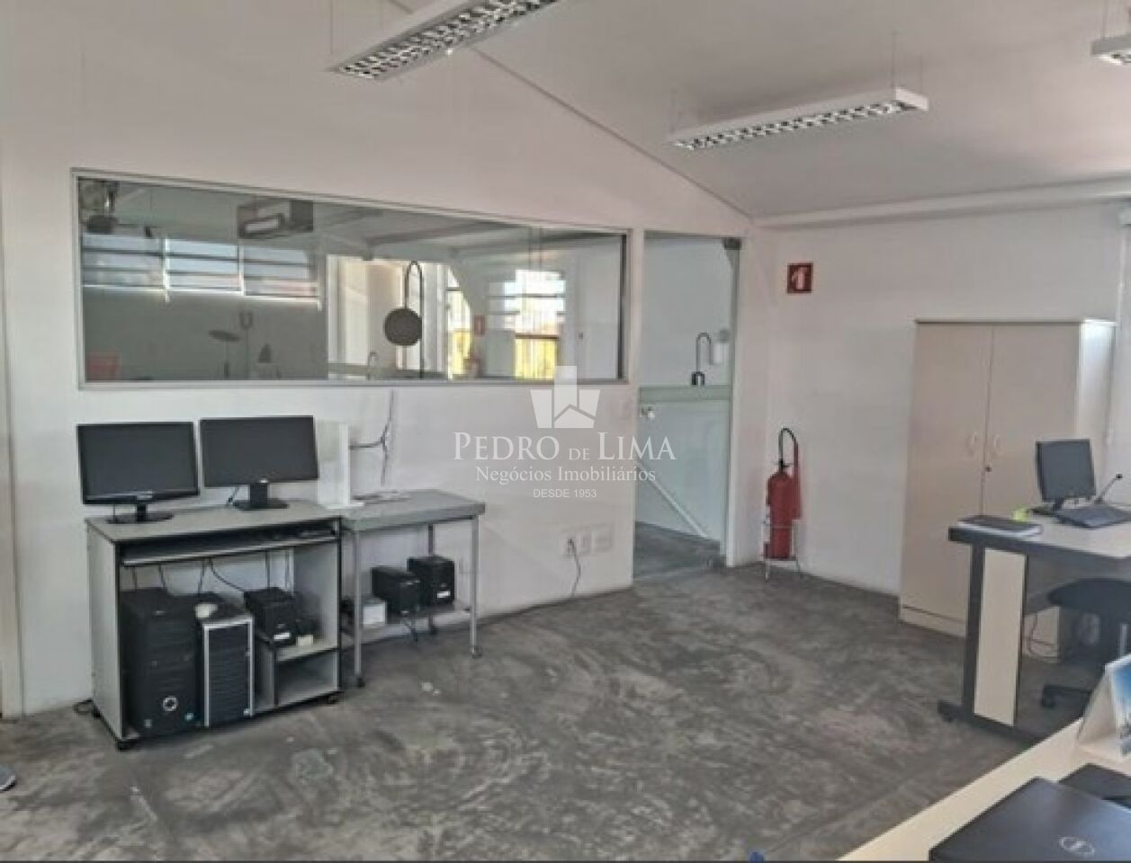 Galpão Industrial de 4 pavimentos com 1338m², em terreno de 10 X 50 na Vl Prudente