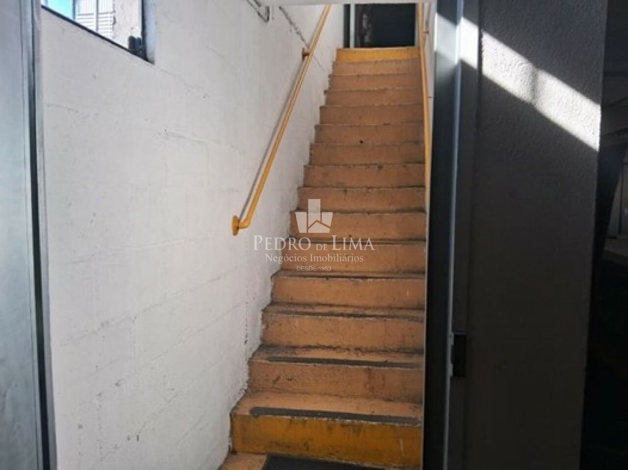 Galpão Industrial de 4 pavimentos com 1338m², em terreno de 10 X 50 na Vl Prudente