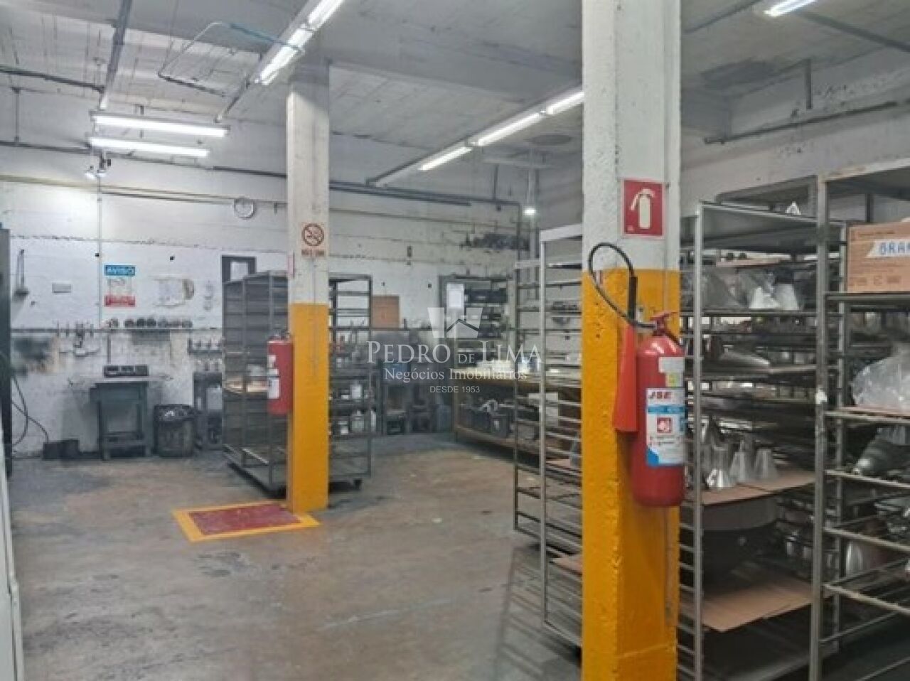 Galpão Industrial de 4 pavimentos com 1338m², em terreno de 10 X 50 na Vl Prudente
