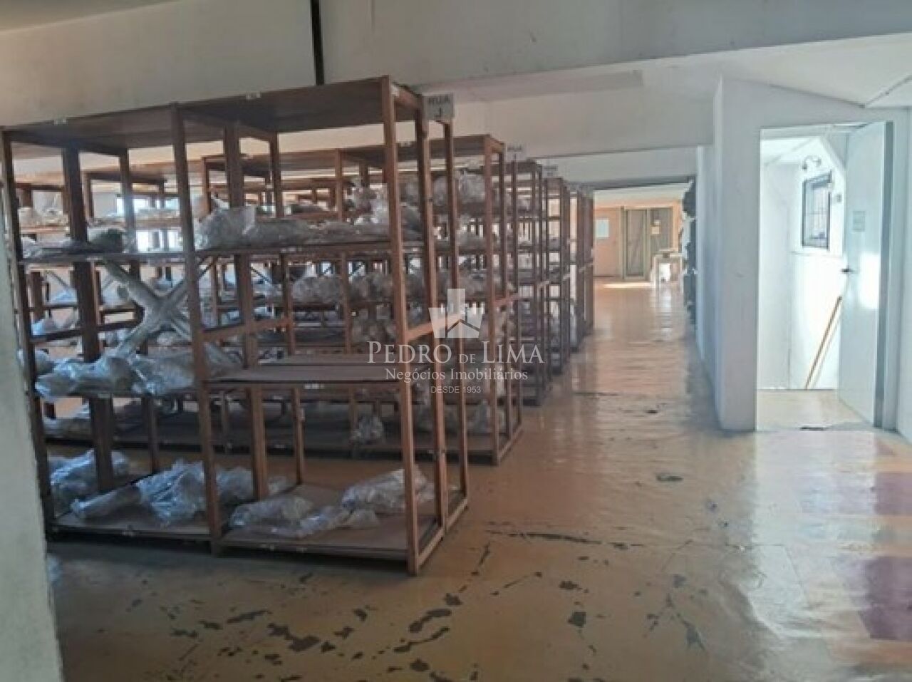 Galpão Industrial de 4 pavimentos com 1338m², em terreno de 10 X 50 na Vl Prudente