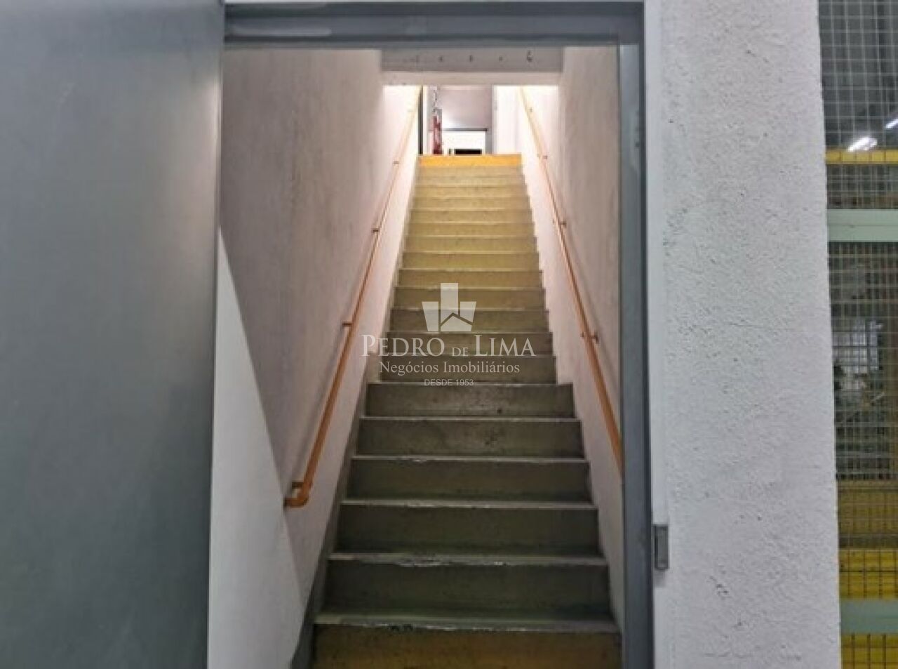Galpão Industrial de 4 pavimentos com 1338m², em terreno de 10 X 50 na Vl Prudente