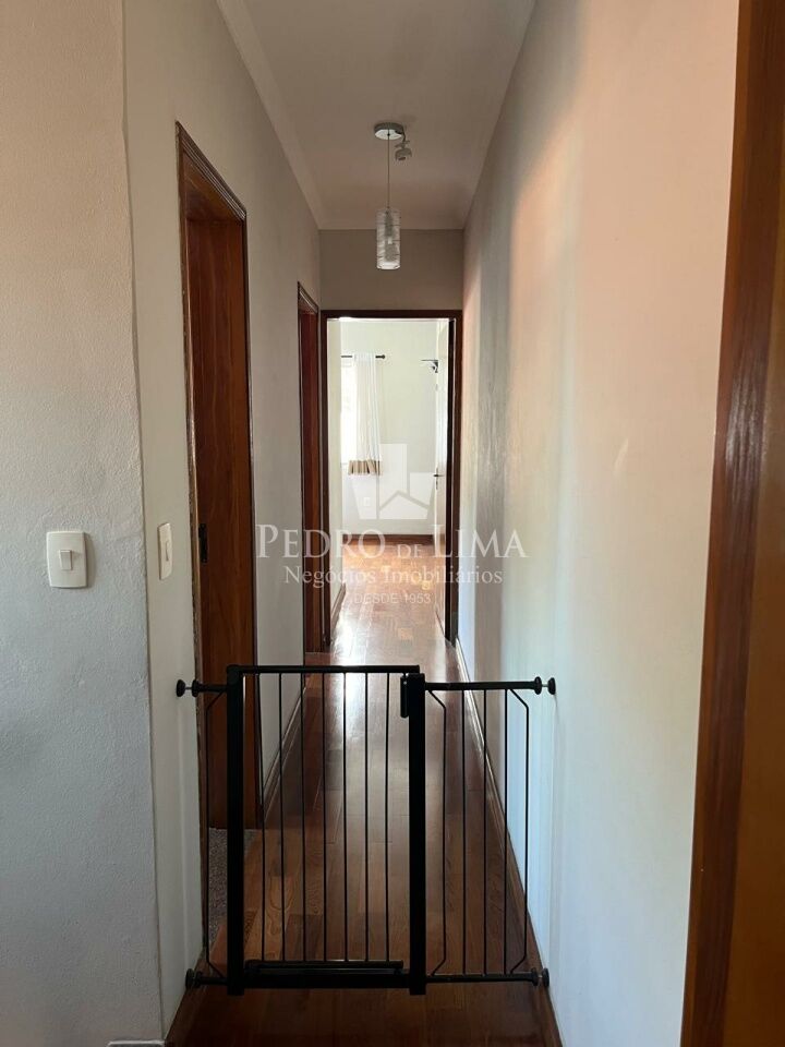 Sobrado Frontal 2 quartos, 1 suíte, 5 vagas - Jardim Vila Formosa