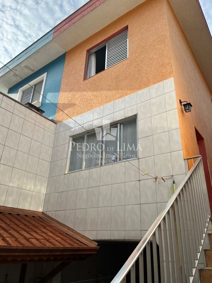 Sobrado Frontal 2 quartos, 1 suíte, 5 vagas - Jardim Vila Formosa
