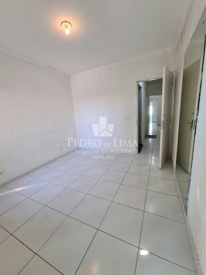 Sobrado com 150m², 3 Dormitórios (1 suíte) e uma vaga de Garagem no bairro da Penha