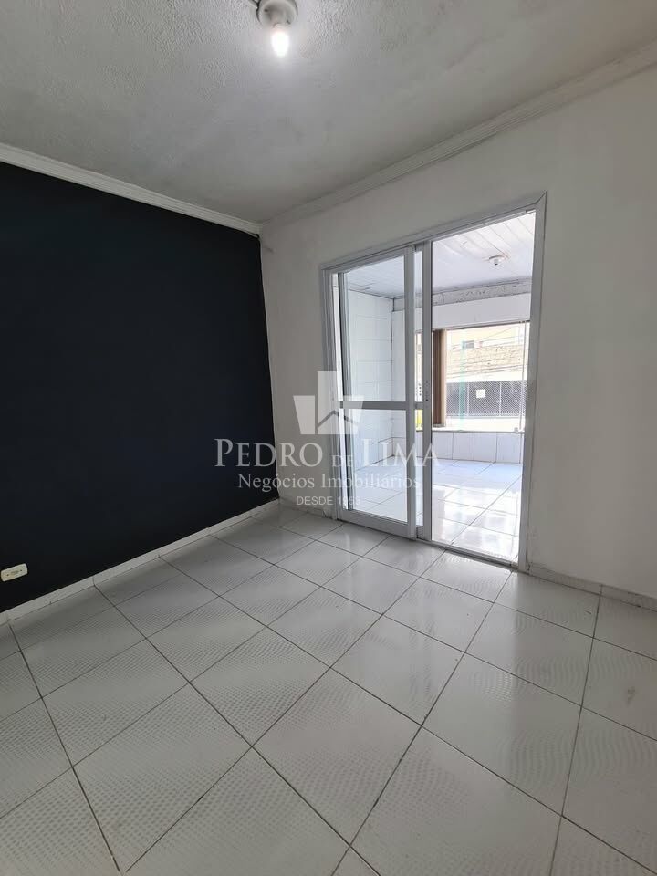 Sobrado com 150m², 3 Dormitórios (1 suíte) e uma vaga de Garagem no bairro da Penha