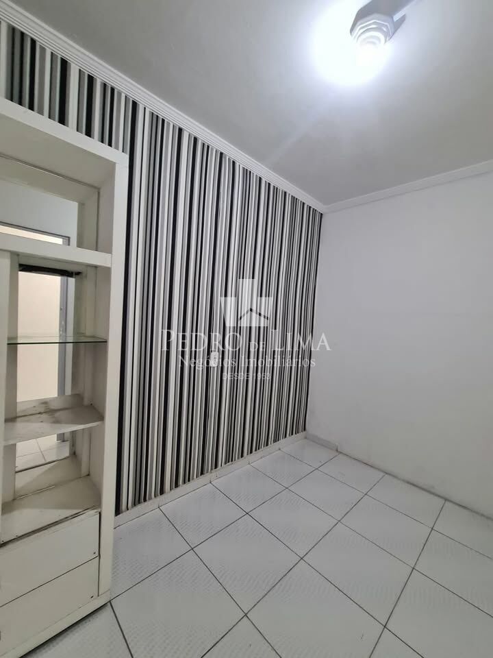 Sobrado com 150m², 3 Dormitórios (1 suíte) e uma vaga de Garagem no bairro da Penha