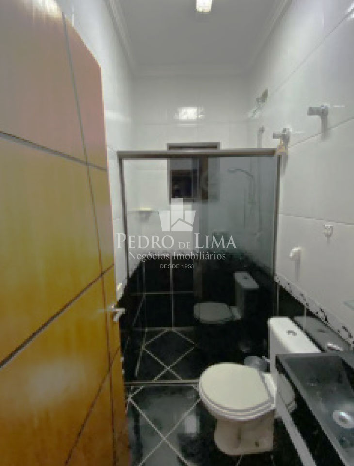 Sobrado na Agua Rasa 3 quartos sendo 3  suítes, piscina, 5 vagas 