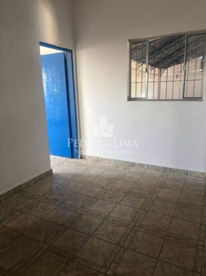 Galpão com terreno 561,00m², área construída, 850,00 m². 