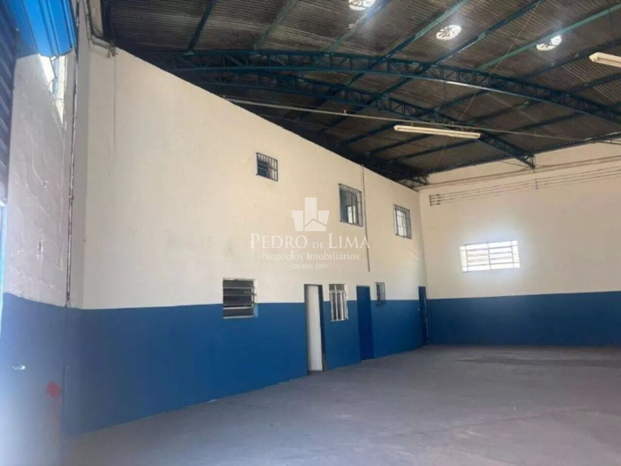 imagem do imovel Galpão com terreno 561,00m², área construída, 850,00 m².  ref: TP29583