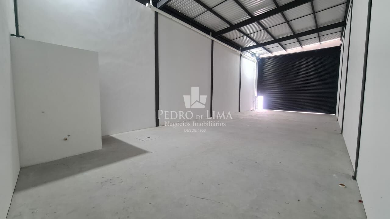 imagem do imovel Galpão de 160m² com banheiro e portão aromático. ref: TP29597
