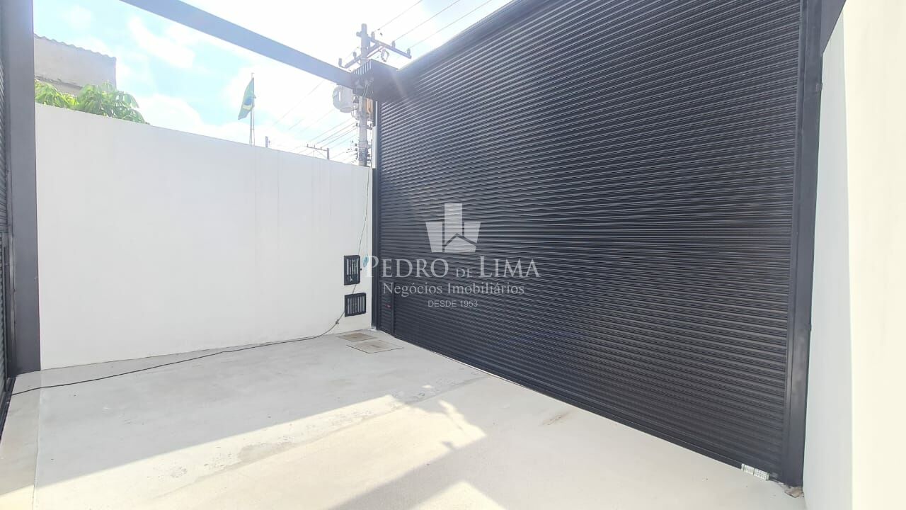 imagem do imovel Galpão de 160m² com banheiro e portão aromático. ref: TP29597