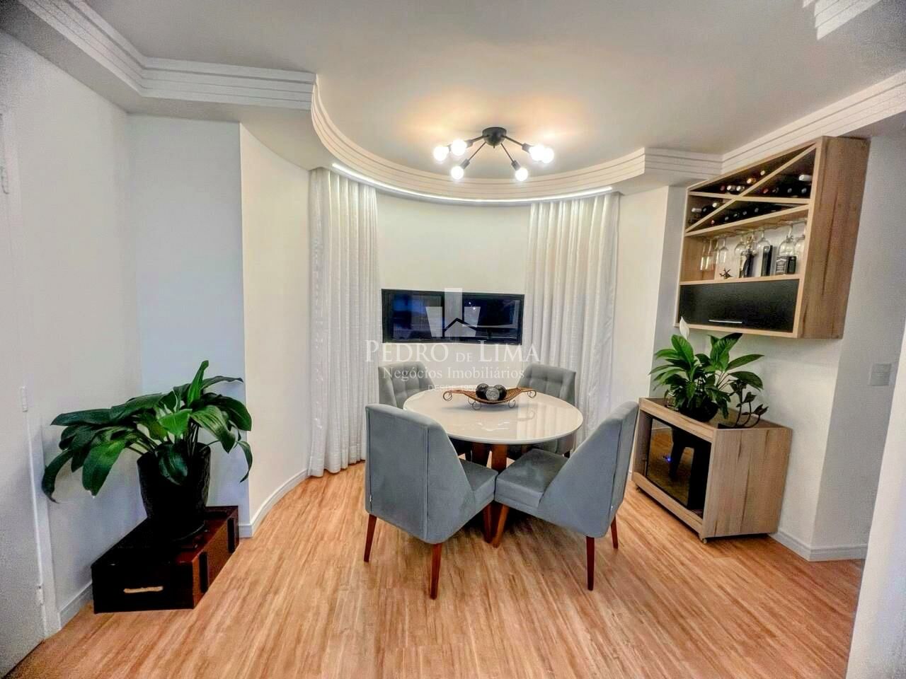 Apartamento à venda 68 m² bem conservado na Vila Mariana. Condomínio Alice.