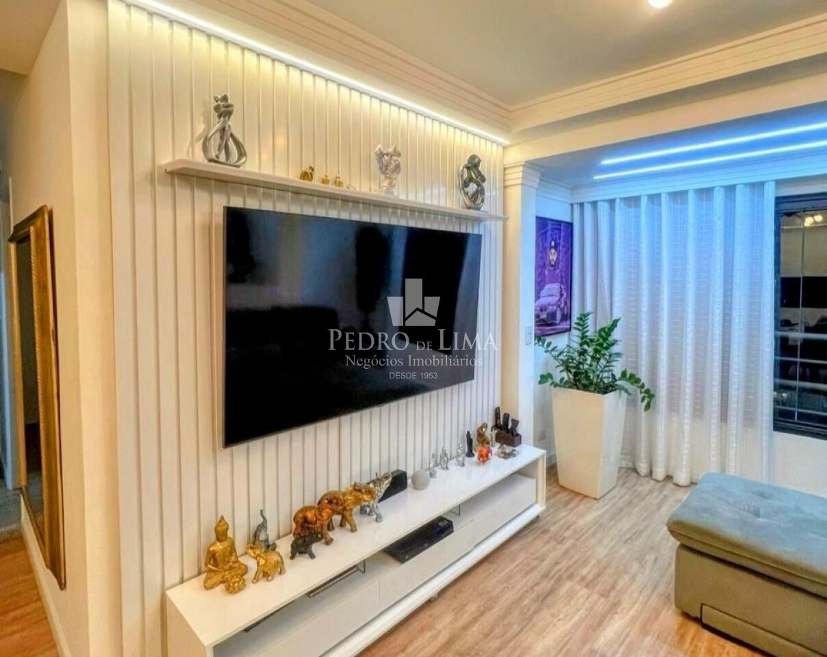 Apartamento à venda 68 m² bem conservado na Vila Mariana. Condomínio Alice.