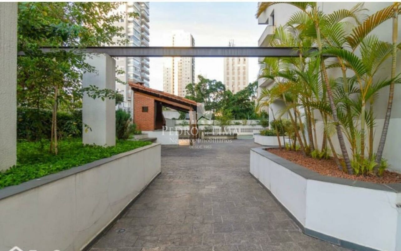 Apartamento à venda 68 m² bem conservado na Vila Mariana. Condomínio Alice.