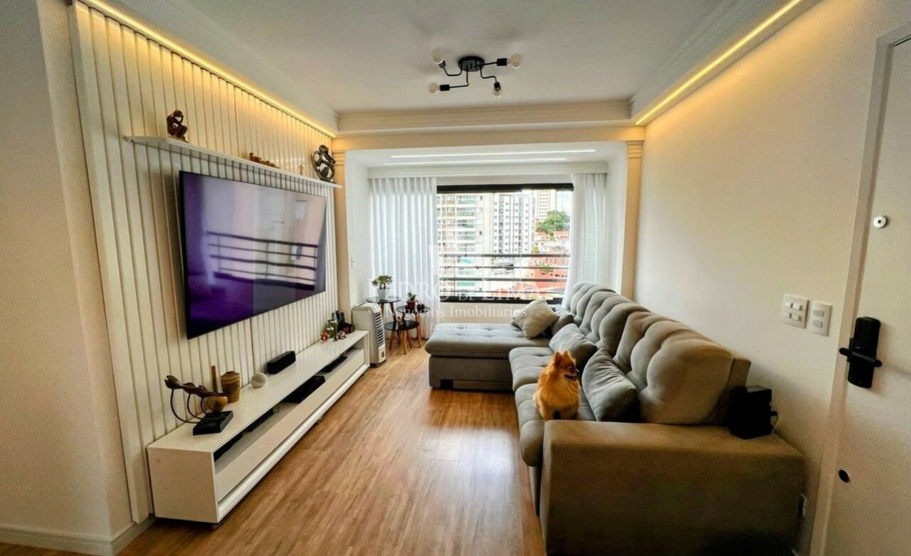 Apartamento à venda 68 m² bem conservado na Vila Mariana. Condomínio Alice.