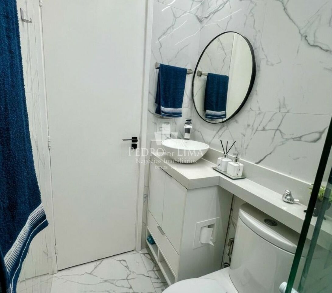 Apartamento à venda 68 m² bem conservado na Vila Mariana. Condomínio Alice.