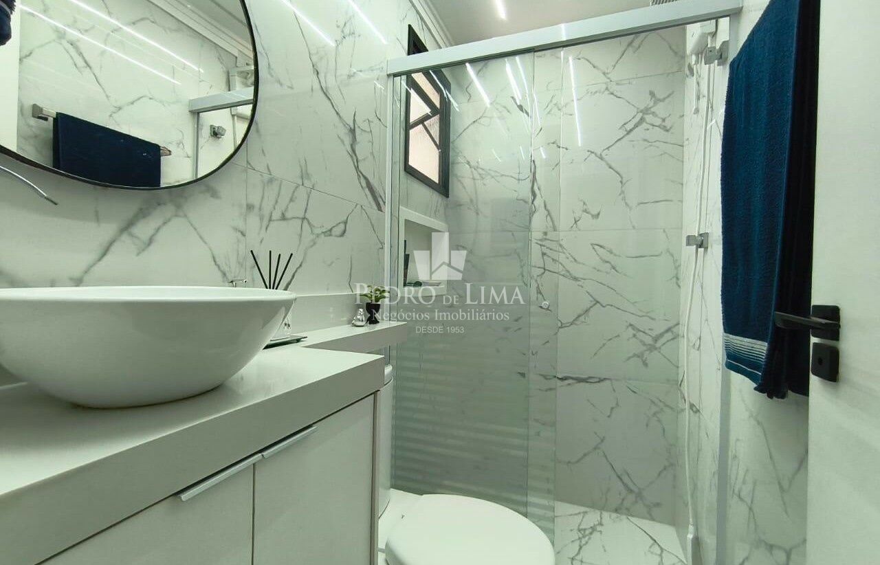 Apartamento à venda 68 m² bem conservado na Vila Mariana. Condomínio Alice.