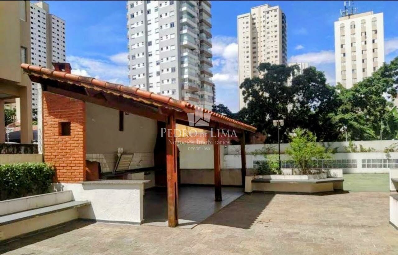 Apartamento à venda 68 m² bem conservado na Vila Mariana. Condomínio Alice.