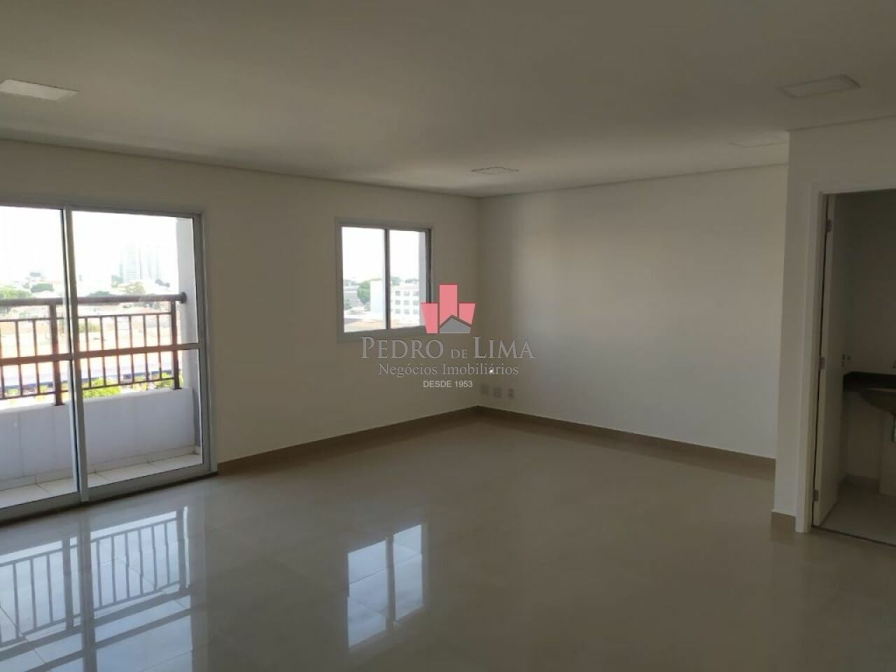Sala Comercial 38m², 1 banheiro, junto Metrô Bresser, na Mooca