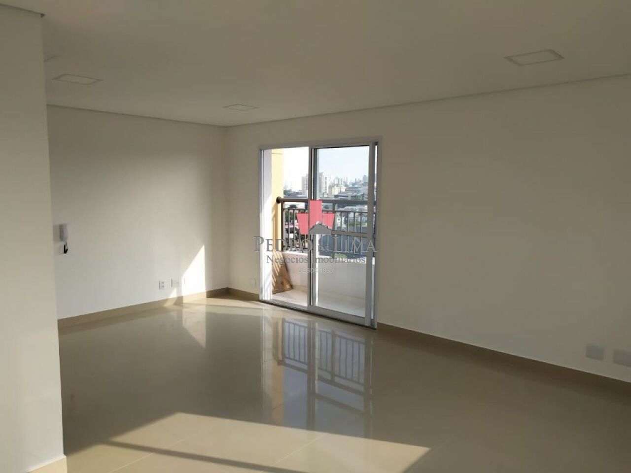 Sala Comercial 38m², 1 banheiro, junto Metrô Bresser, na Mooca
