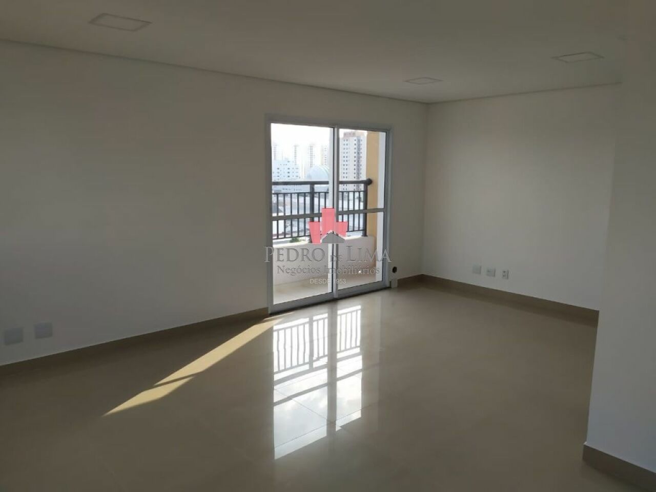 Sala Comercial 38m², 1 banheiro, junto Metrô Bresser, na Mooca