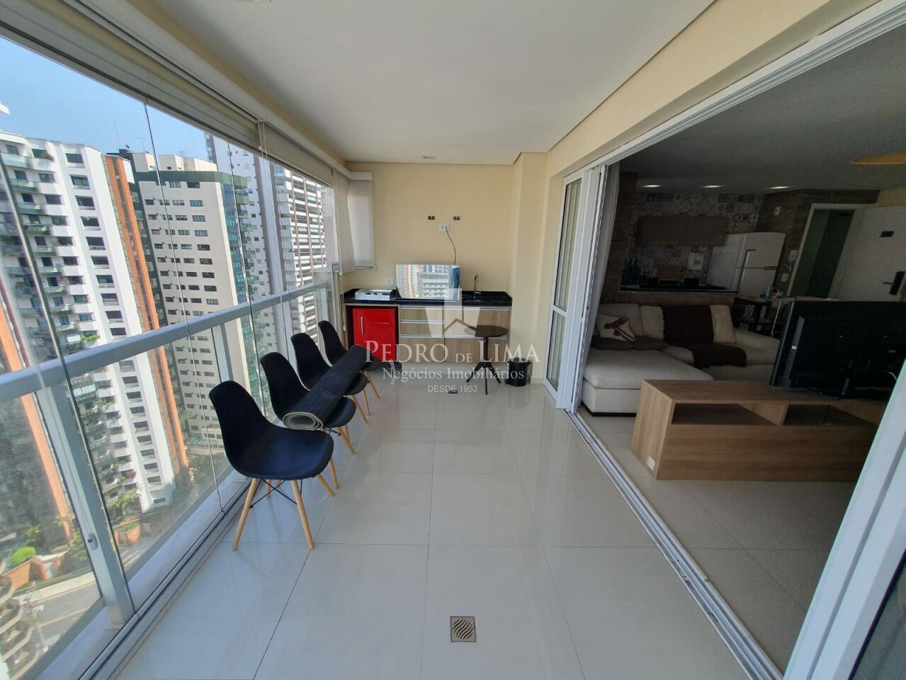 imagem do imovel Apartamento bem localizado no Tatuapé, decorado, andar alto, 52m2, 1 dorm e 1 vaga. ref: TP29630