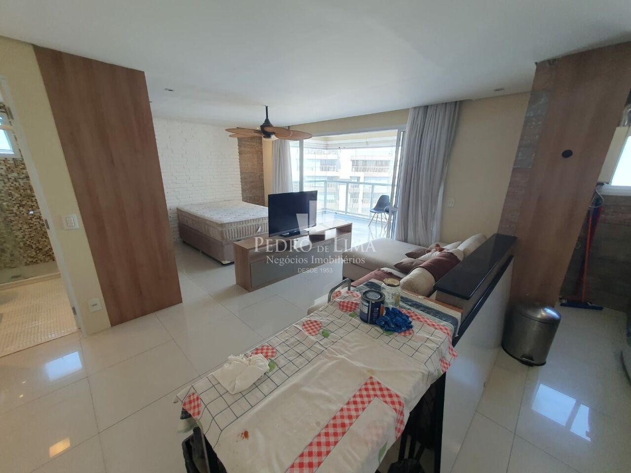 Apartamento bem localizado no Tatuapé, decorado, andar alto, 52m2, 1 dorm e 1 vaga.
