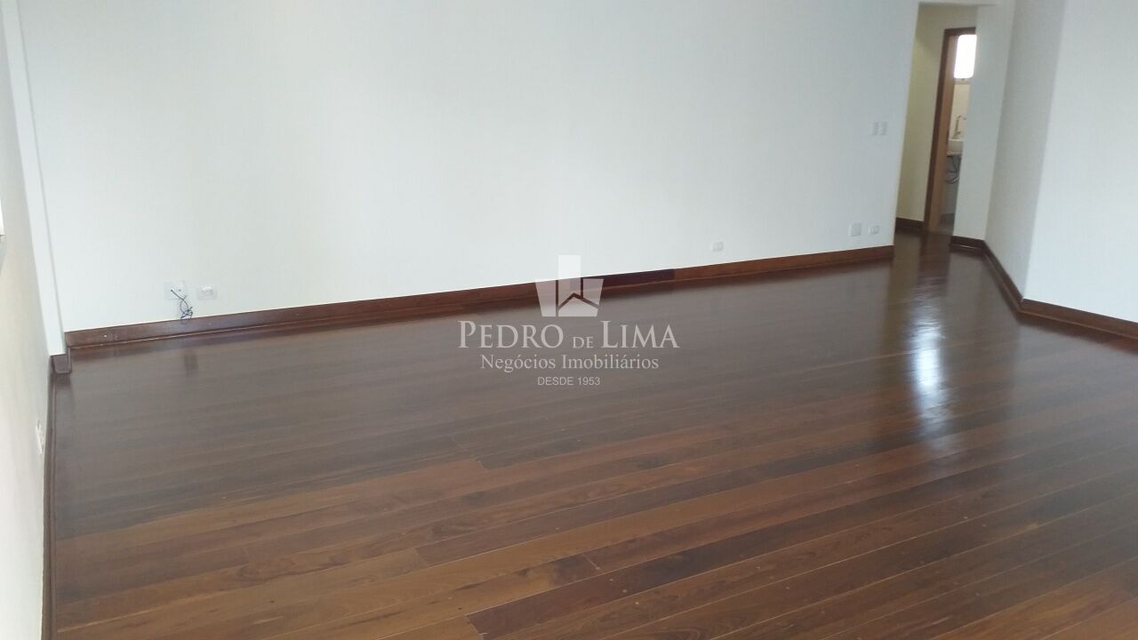 Apartamento 160m², 4 Quartos, 1 suíte, 3 vagas, Jardim Anália Franco. Condomínio Ana Lúcia