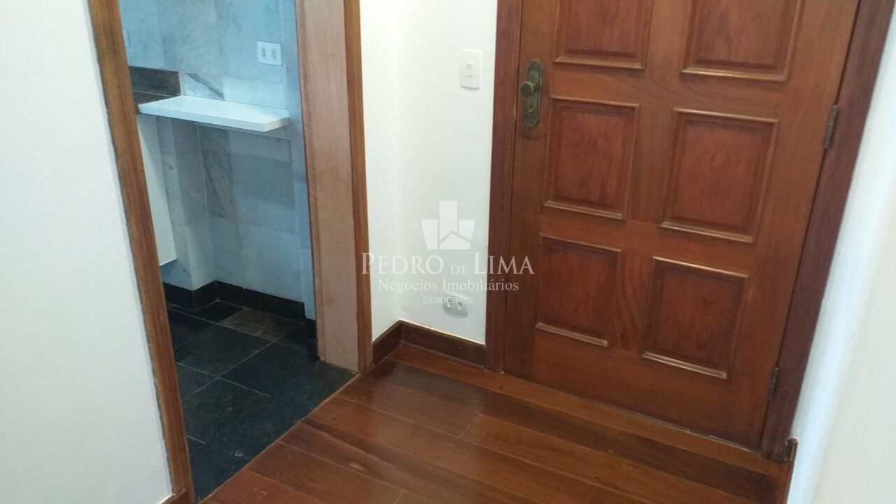 Apartamento 160m², 4 Quartos, 1 suíte, 3 vagas, Jardim Anália Franco. Condomínio Ana Lúcia