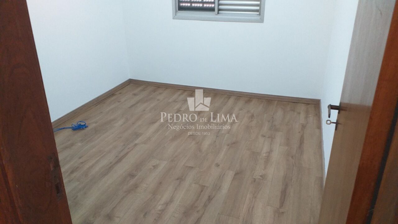 Apartamento 160m², 4 Quartos, 1 suíte, 3 vagas, Jardim Anália Franco. Condomínio Ana Lúcia