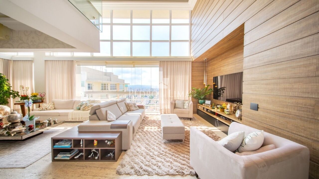 Cobertura Duplex 345m² no Condomínio Mont Serrat 3 suítes 5 vagas 