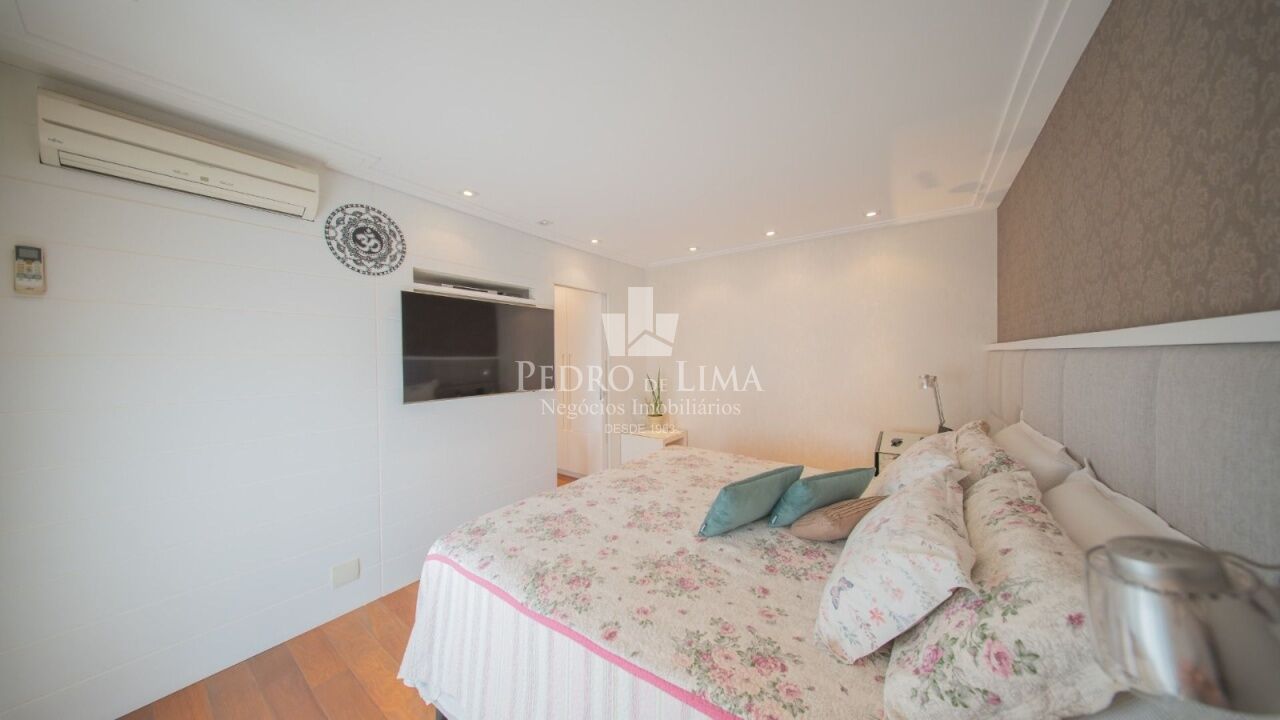Cobertura Duplex 345m² no Condomínio Mont Serrat 3 suítes 5 vagas 