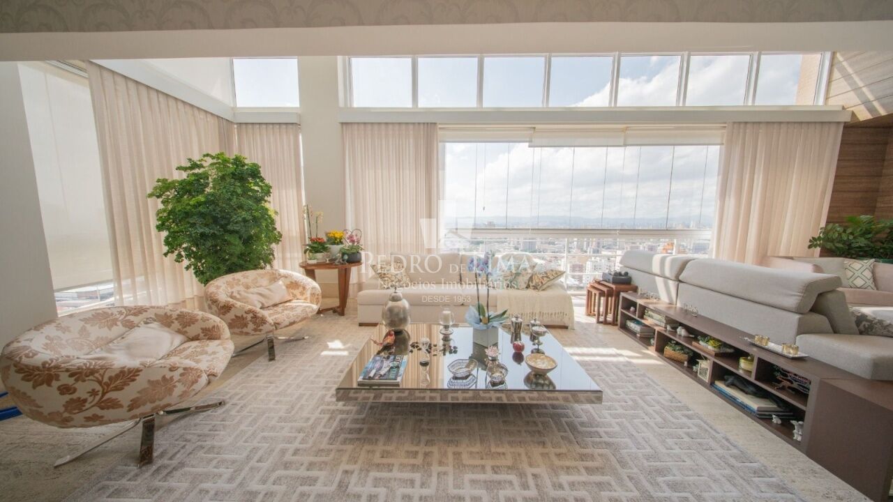 Cobertura Duplex 345m² no Condomínio Mont Serrat 3 suítes 5 vagas 