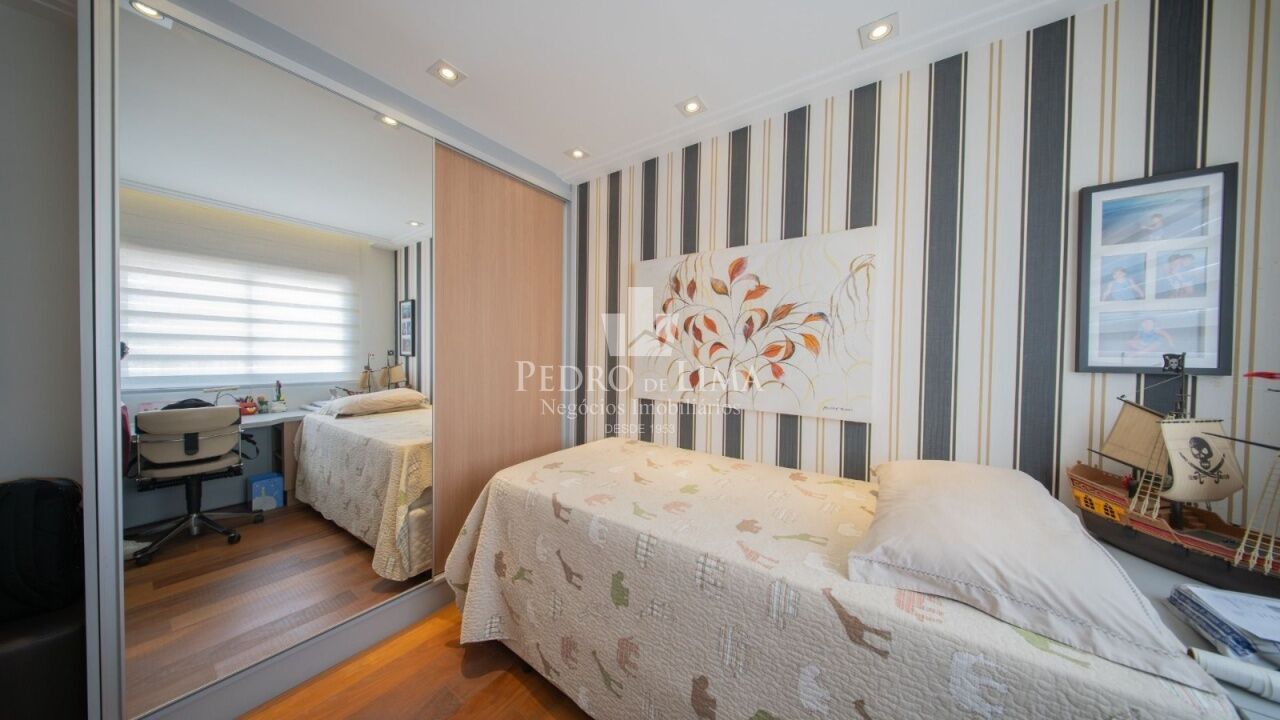 Cobertura Duplex 345m² no Condomínio Mont Serrat 3 suítes 5 vagas 