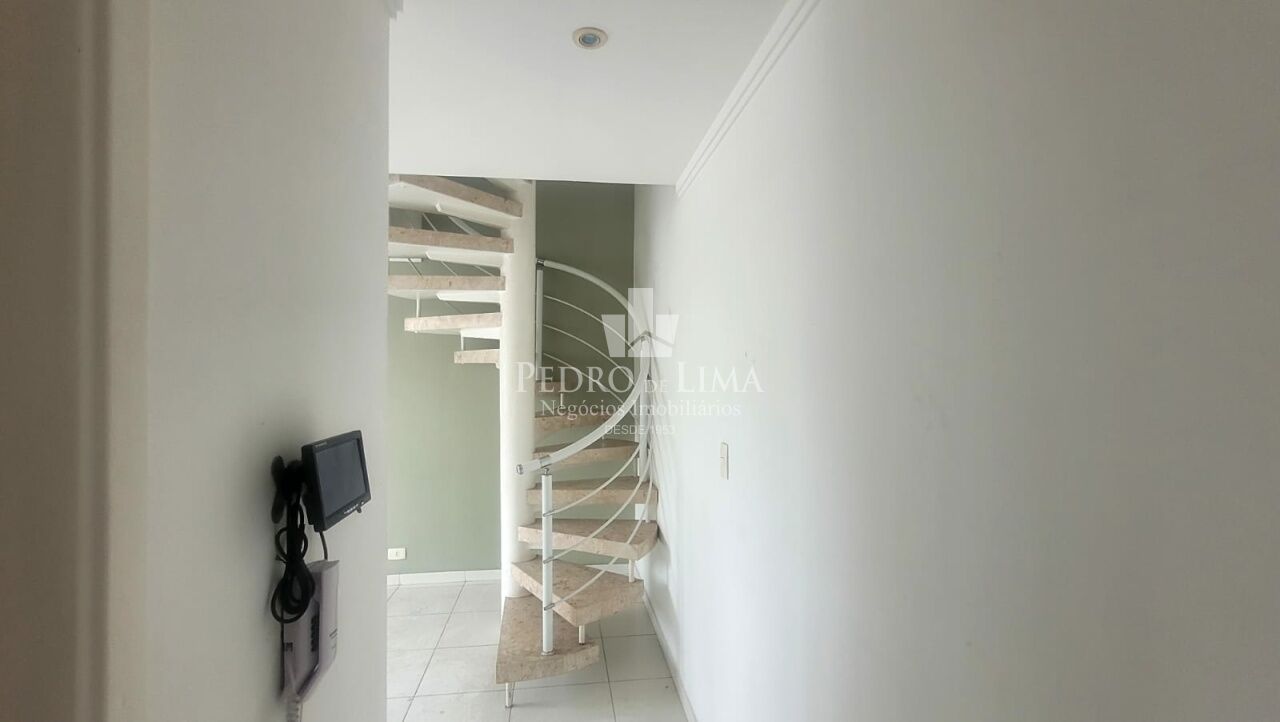 imagem do imovel Oportunidade única! Cobertura 2 dormitórios, 1 vaga. Condomínio Porto Rico. ref: TP29646