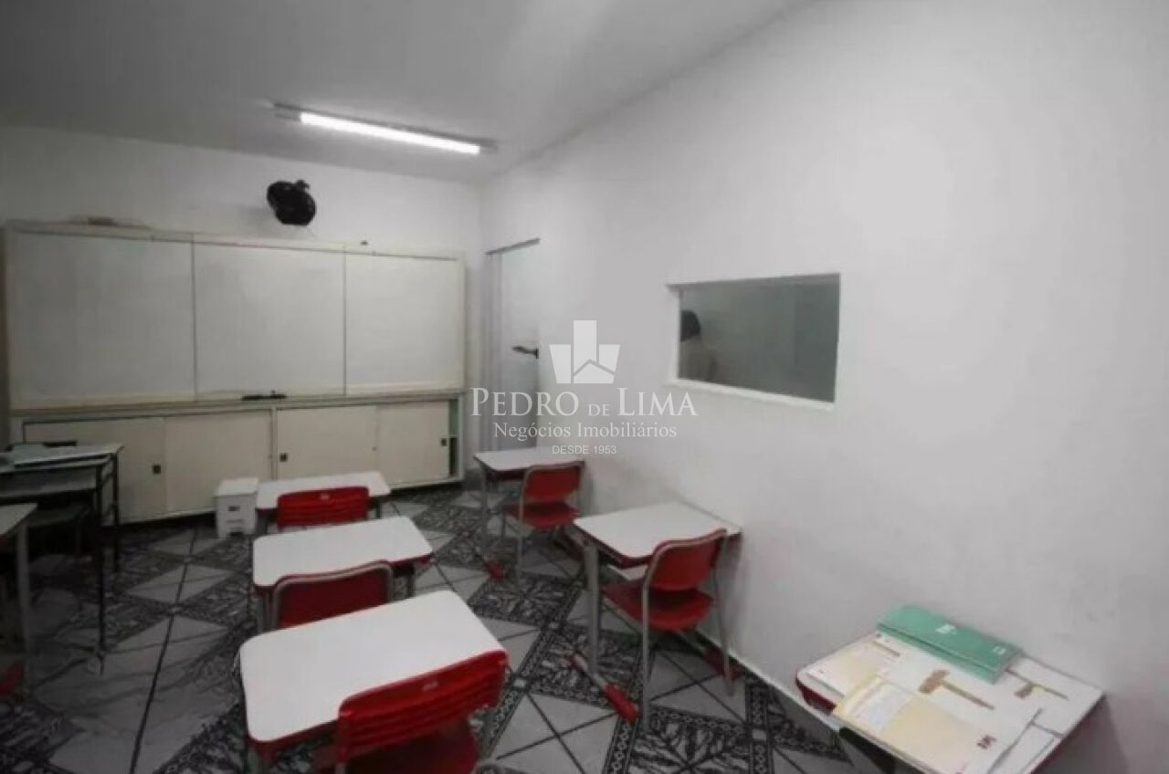Casa Térrea Comercial, 5 salas, 5 vagas